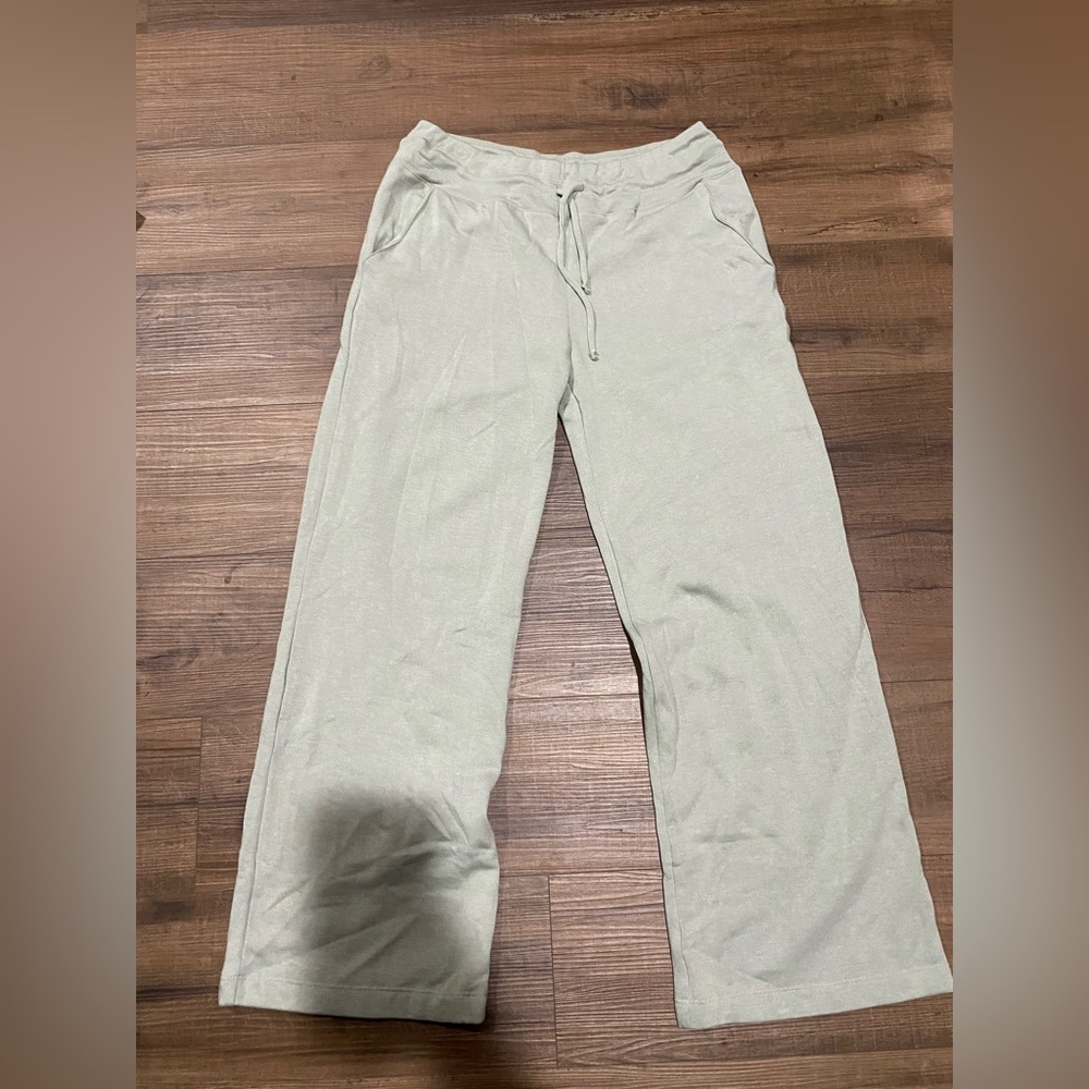 Oli Viv lounge pants NWOT